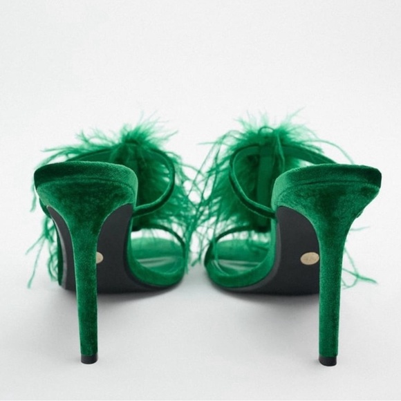 Zara velvet  Green Feathered Women's Heels NWOT - Picture 2 of 6